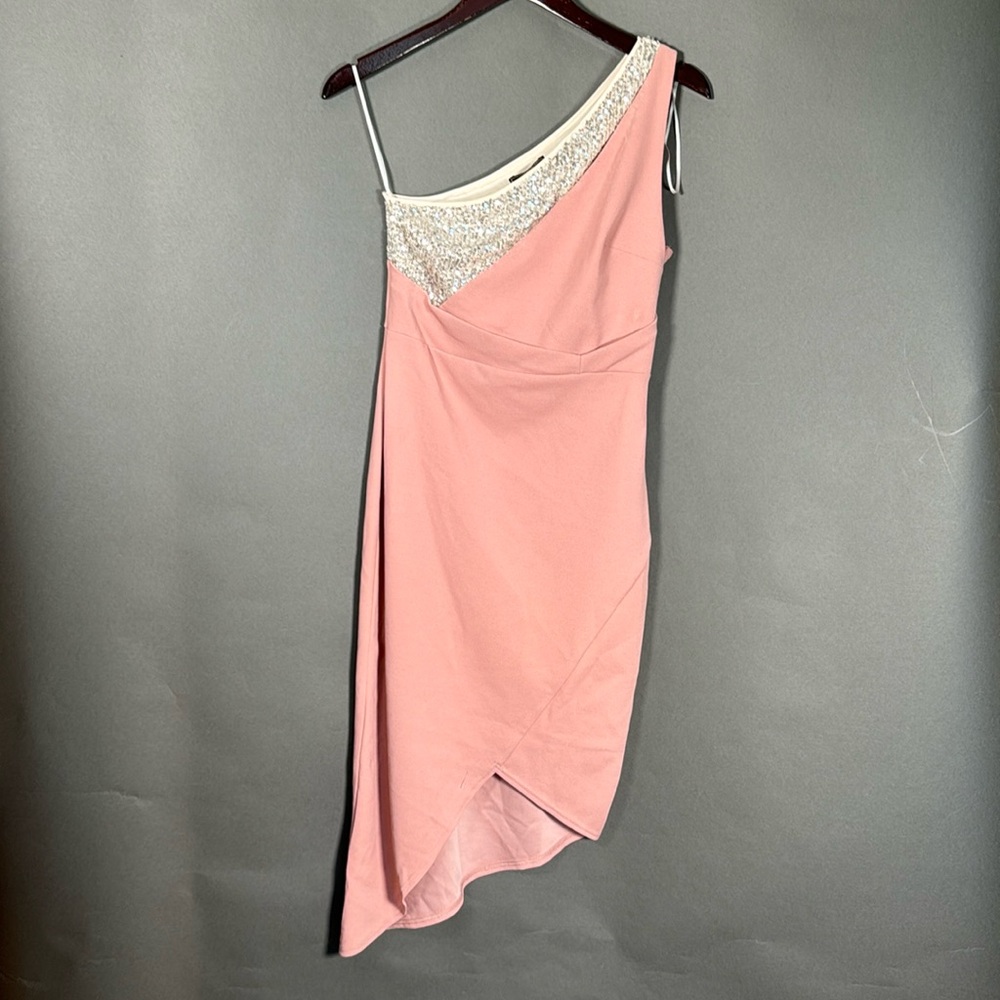 Lipsy London one shoulder bodycon dress with sequins. Size 6. NWT